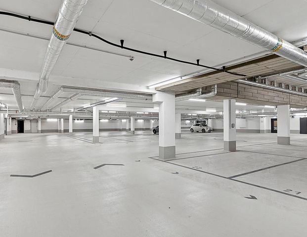 Großzügige 3-Zimmer-Wohnung mit zwei Bädern und sonnigem Balkon (mietpreisgedämpftes wohnen) - Foto 1