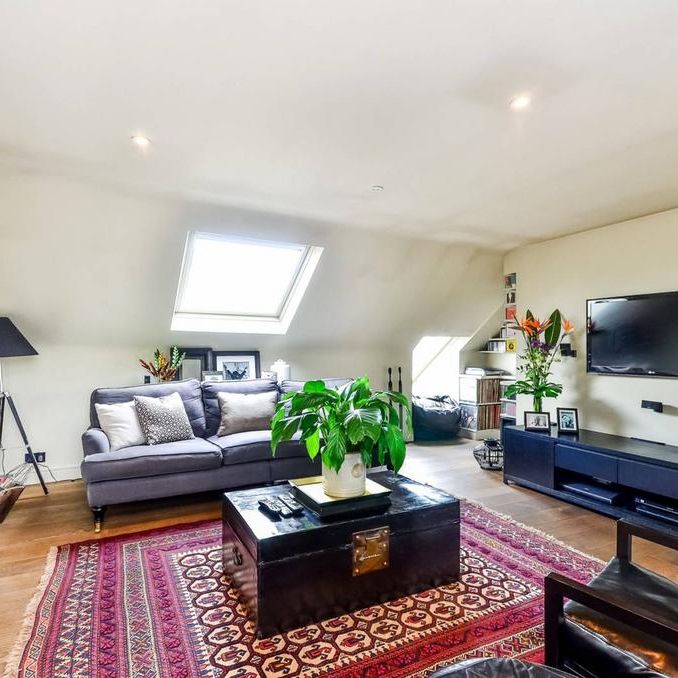 3 bedroom maisonette to rent - Photo 1