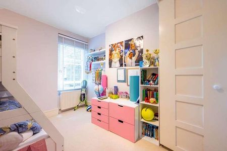 Disraeli Gardens, Putney, SW15 - Photo 2