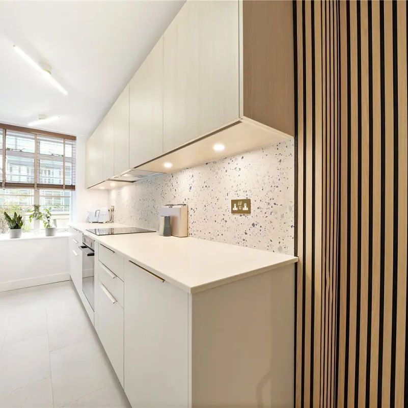 3 bedroom flat in Gloucester Place - Photo 1