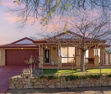 Stunning four bedroom home in Prime location! - Photo 4