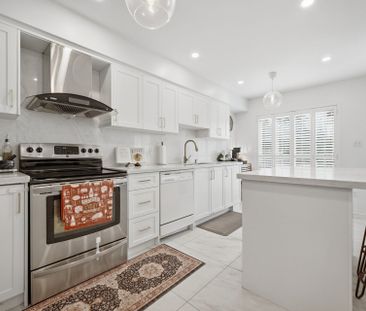For Lease - 842 Upper Kenilworth Avenue, Hamilton, Ontario - Photo 6