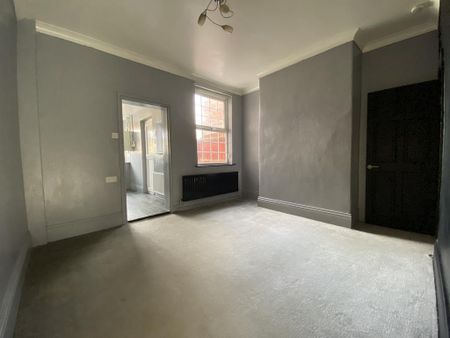 2 bedroom terraced house to rent - Photo 3
