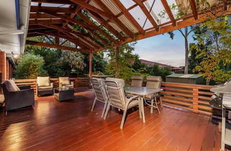 5 Shiraz Court, Bundoora VIC 3083 - Photo 4