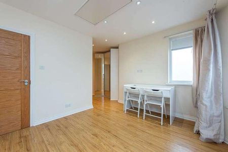 Finchley Road, Golders Green, NW11 - Photo 4