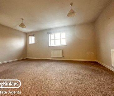 2 bedroom Flat for rent - Photo 4