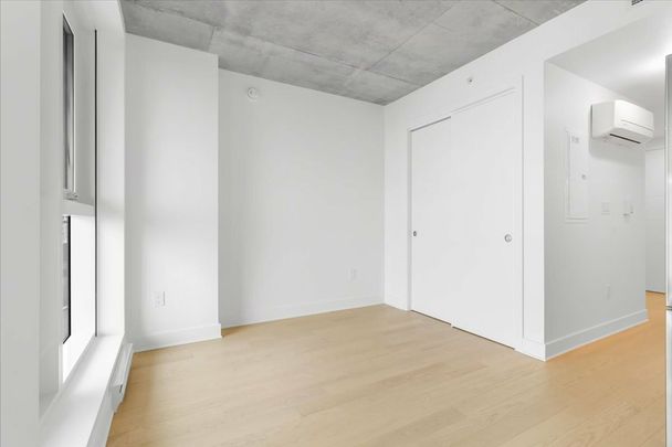 1500 Boul. René-Lévesque O., Apt. 3601, QC, CA, Montreal - Photo 1