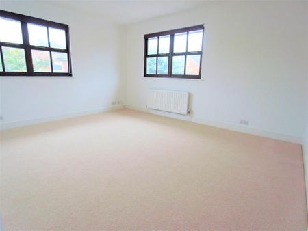 1 bedroom maisonette to rent - Photo 2