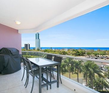 STUNNING VIEWS FROM THIS GORGEOUS TWO BEDROOM MODERN APARTMENT - Photo 4