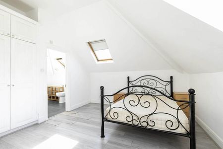 Amazing Location - Photo 5