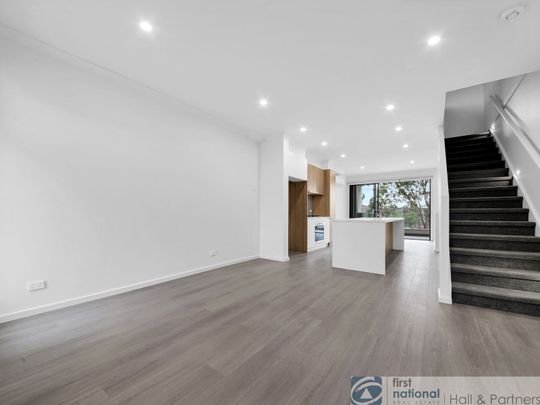 Modern & Energy-Efficient Townhouse in Prime Noble Park Location - Photo 1
