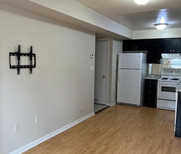 For Lease - 4620 Guildwood Way Unit# 6, Mississauga, Ontario - Photo 4