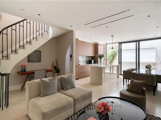 Rex Place, Mayfair - Photo 1