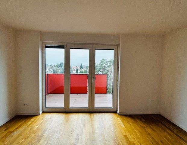 Helle 2-Zimmer-Wohnung mit großem Wohlfühl-Balkon zum Sonne tanken in Arheilgen ab sofort frei - Photo 1