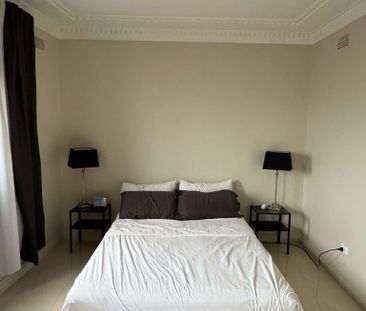 Gladesville - Photo 4