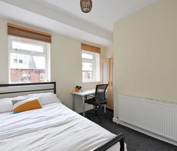 Student House 4 bedroom, Ecclesall Road, Sheffield - Photo 4