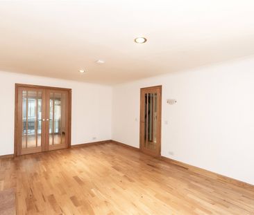 4 bedroom detached house to rent - Photo 4