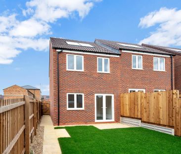 2 bedroom semi-detached house to rent - Photo 6