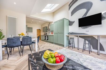 Shadwell Road Room 3 - Photo 4