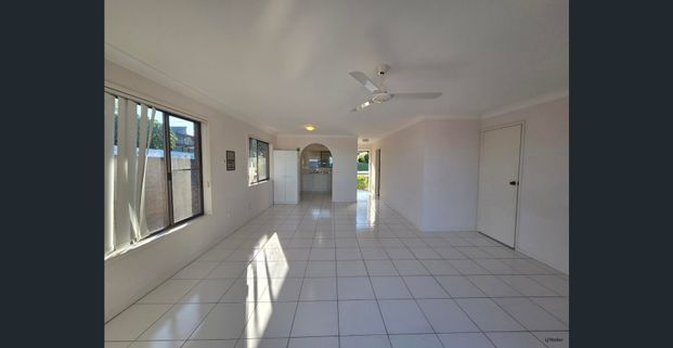 Duplex in Prime Banora Point Location - Photo 1