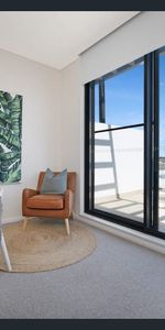 Quality 2 Bedroom Home - Access Via Stone Mason Dr - Photo 3