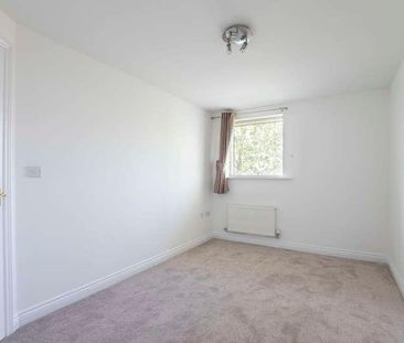 Valentin Court, Pinewood Drive, Cheltenham, GL51 - Photo 4