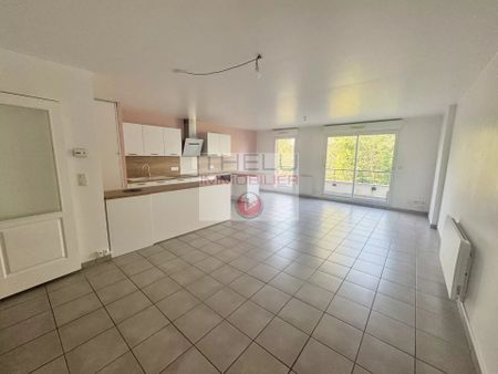 Location Appartement 4 pièces 99m² PONT DE METZ 80480 - Photo 4