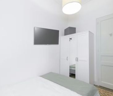 Carrer del Consell de Cent, Barcelona, Catalonia 08011 - Photo 3