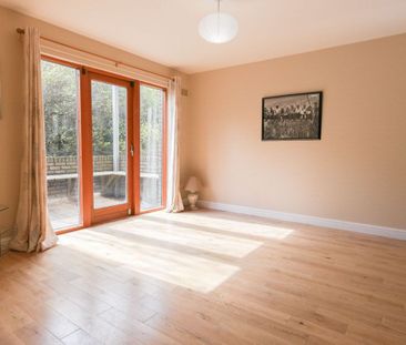 113 Hunters Green, Hunters Wood, Ballycullen, Dublin 24 - Photo 2