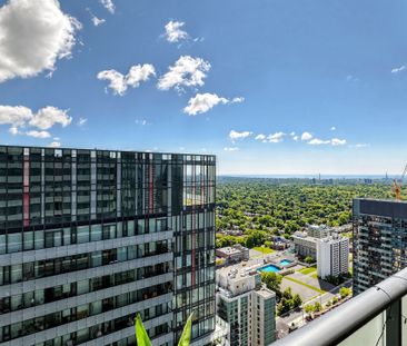 For Lease - 161 Roehampton Ave Apt: 4206 Avenue, Toronto, Ontario - Photo 4