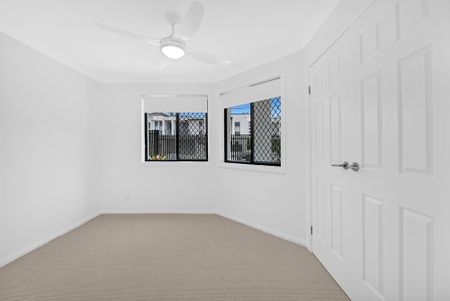 1/7 Sandown Avenue, Bundall QLD 4217 - Townhouse For Rent | Domain - Photo 5
