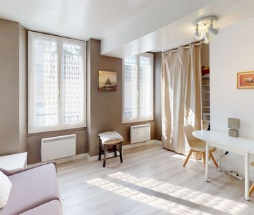 Location Appartement 1 pièce 20m² FONTAINEBLEAU 77300 - Photo 2