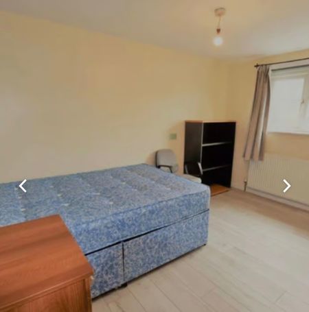 3 Bed - 8A Monkbridge Street, Headingley, Leeds - LS6 4HL - Student - Photo 5