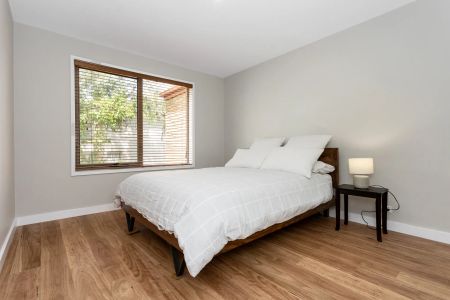 Modern Peaceful Two Bedroom Unit - Close to Transport - Photo 3