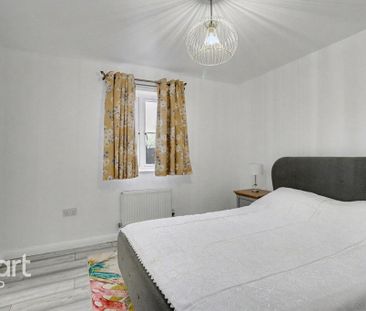 5 bedroom detached house to rent - Photo 4