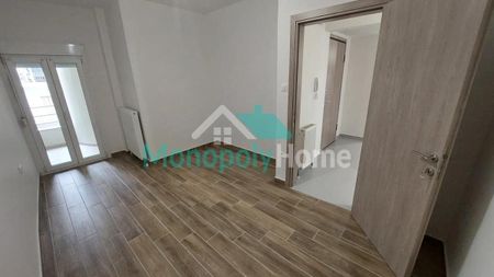 Διαμέρισμα για ενοικίαση Πλατεία Ναυαρίνου (Κέντρο Θεσσαλονίκης) - Photo 2