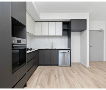Brand New One bedroom Apartment in Victoria Tower - Photo 1