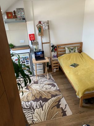 Studio Flat, Egerton Gardens, NW4 - Photo 1