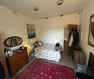Studio Flat, Bree Court, N3 - Photo 1