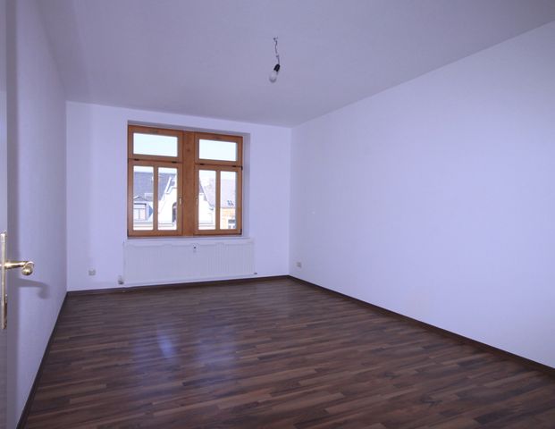 Tolle Dachgeschosswohnung mit großem Balkon - Foto 1