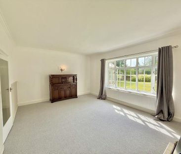 4 bedroom semi-detached house to rent - Photo 4