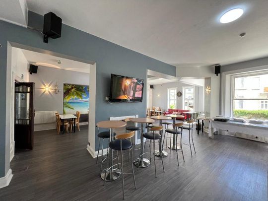 Beacon Road, Bournemouth - Photo 1