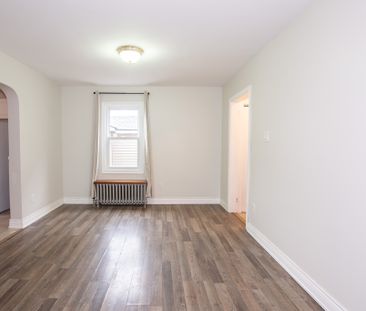 **CHARMING UNIT** 3 Bedroom, 2 Bathroom Unit in Port Colborne!! - Photo 5