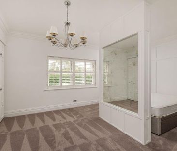 5 bedroom detached house to rent - Photo 4