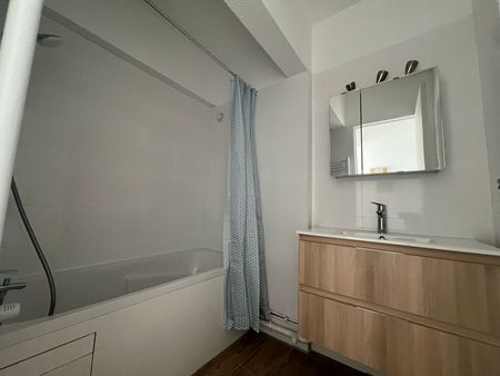 Location Appartement 1 pièce 31m² - Photo 4