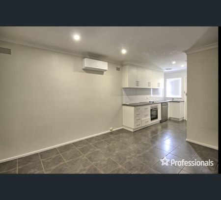 7/10 Sherwood Avenue, Wagga Wagga, NSW 2650 - Photo 2