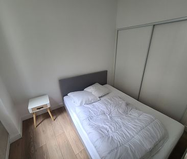 Appartement 2 pièces 28m2 MARSEILLE 1ER 720 euros - Photo 1
