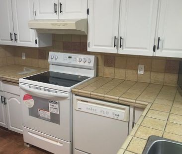 11514 122 Street NW - Photo 4