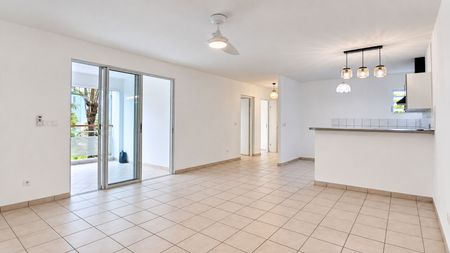 Location appartement 3 pièces, 72.29m², Ducos - Photo 2