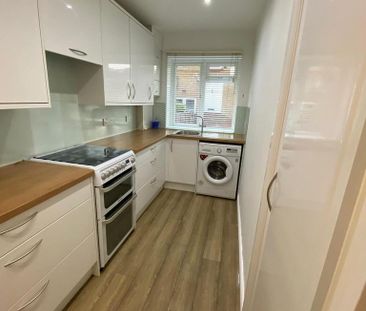 1 bedroom in a house share to rent - Photo 5